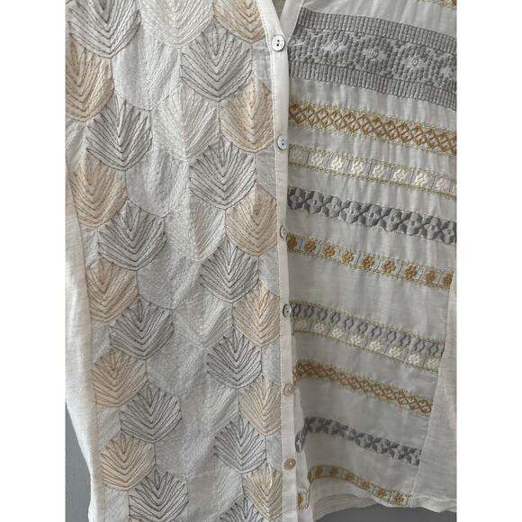 Anthropologie Tiny Button Up Embroidered Shirt White Size Medium Petite - Picture 6 of 11